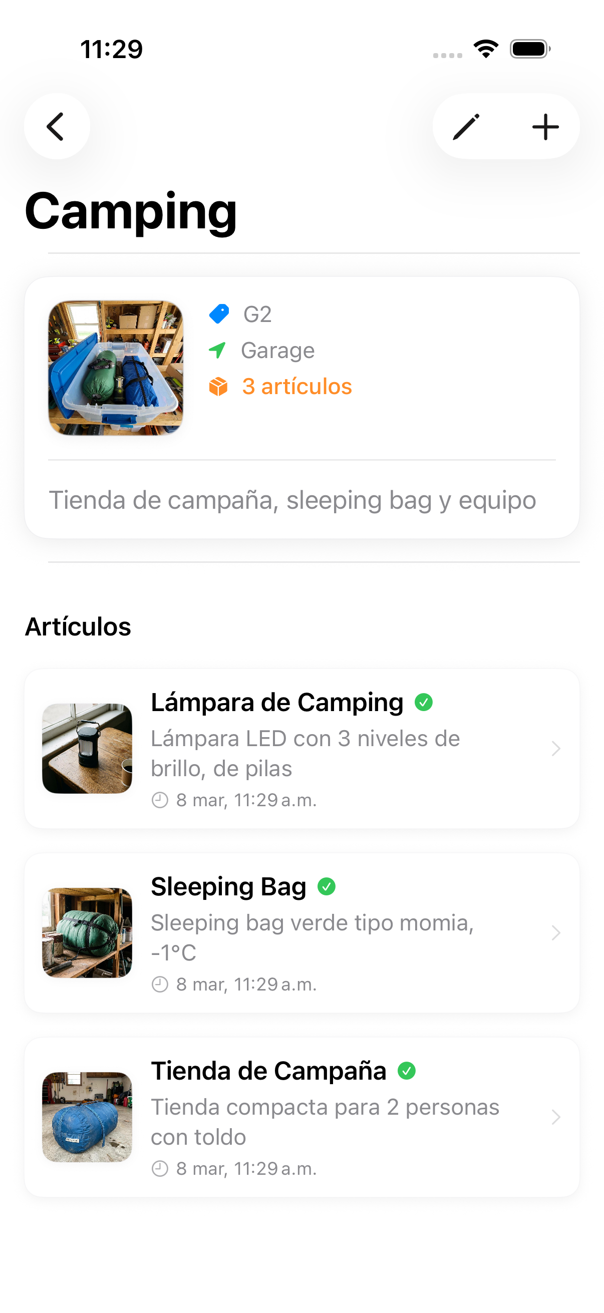Una caja mostrando artículos fotografiados y catalogados automáticamente